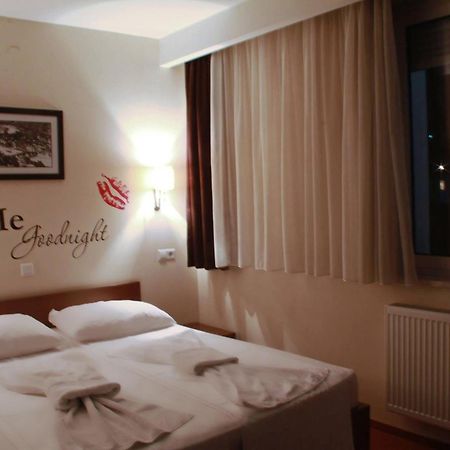 Hotel Oaza คอนยิค ภายนอก รูปภาพ