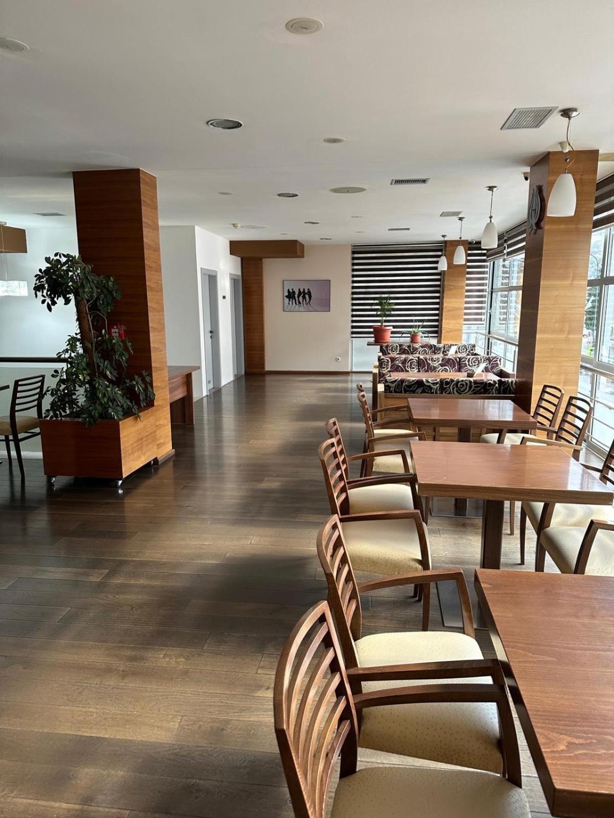 Hotel Oaza คอนยิค ภายนอก รูปภาพ
