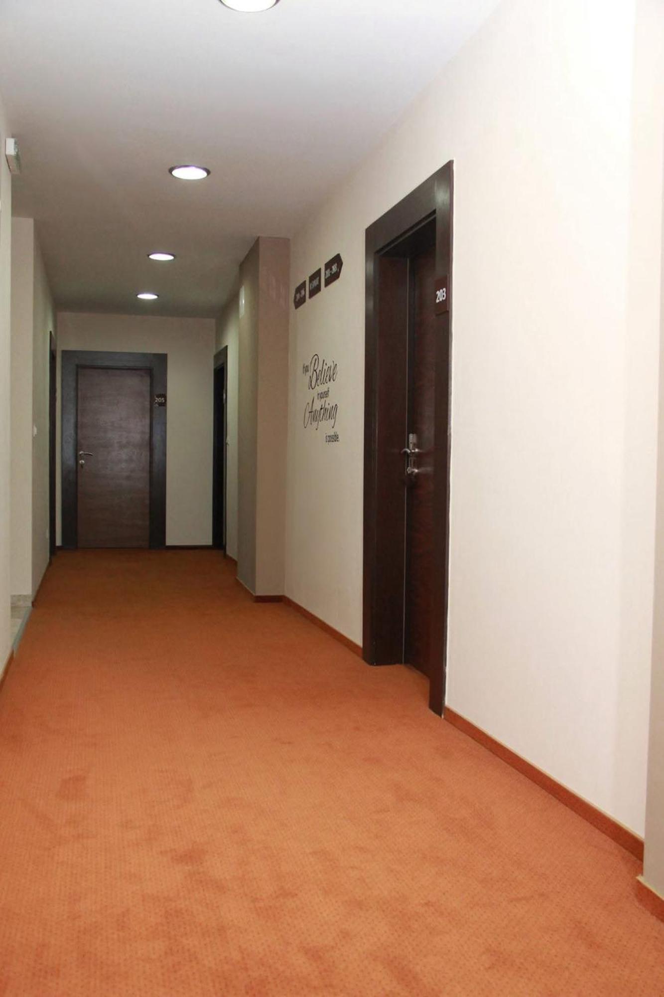 Hotel Oaza คอนยิค ภายนอก รูปภาพ