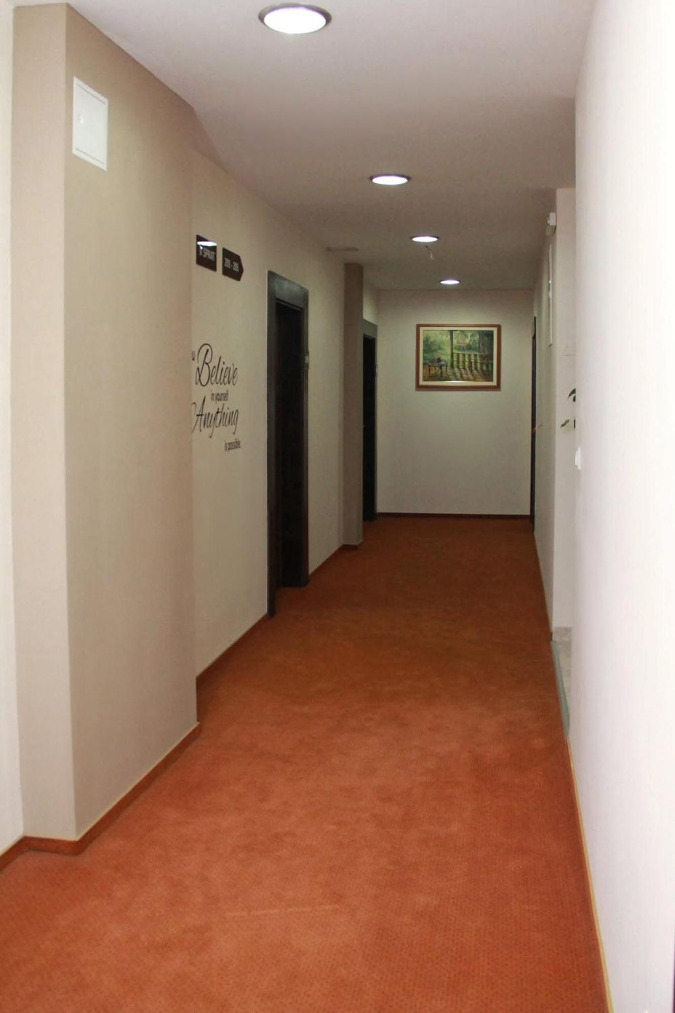 Hotel Oaza คอนยิค ภายนอก รูปภาพ