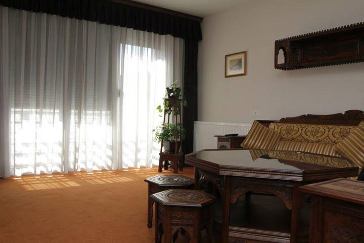 Hotel Oaza คอนยิค ภายนอก รูปภาพ